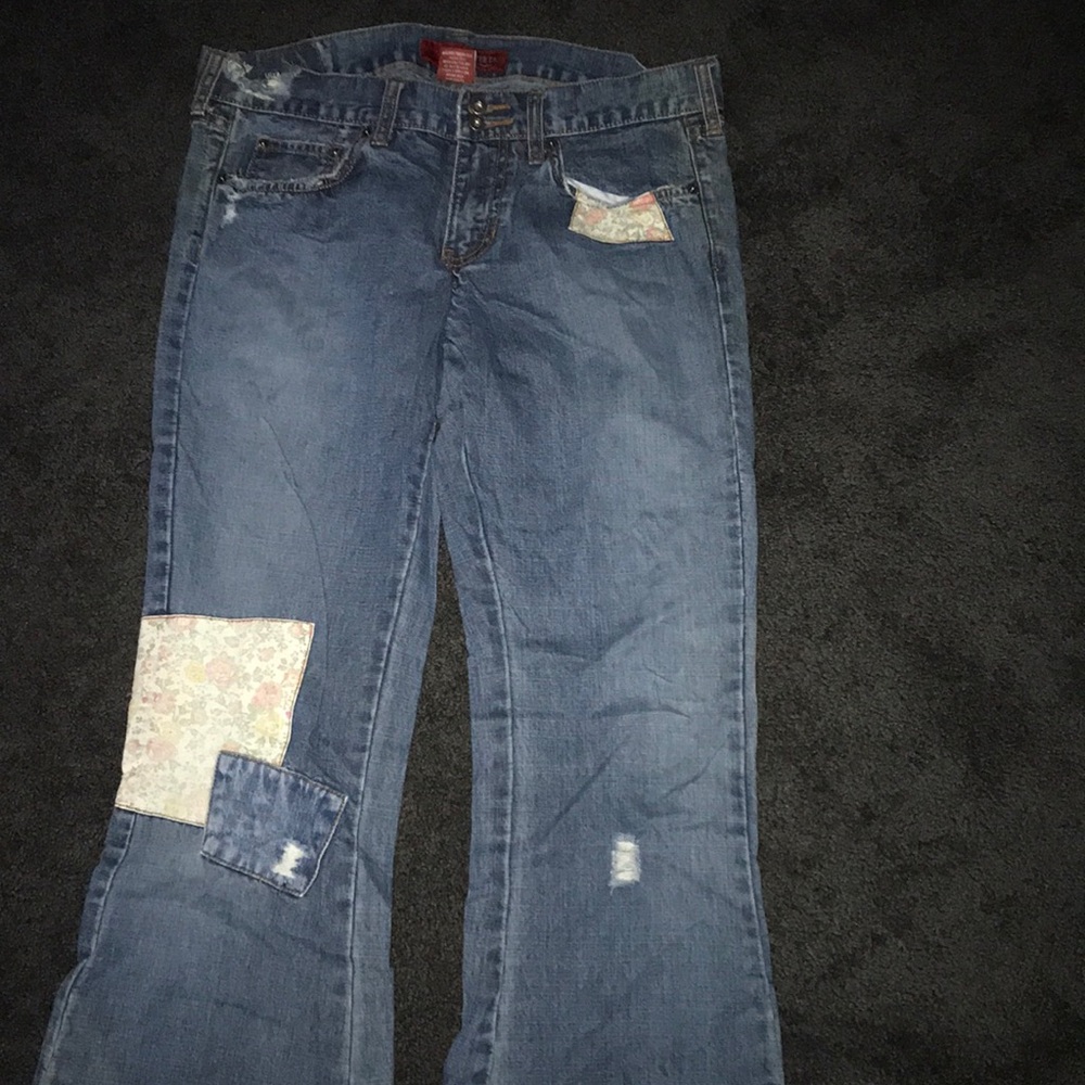 Hollister patch pattern flare jean